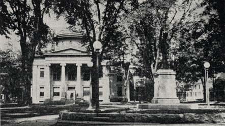 Rome Court House and Gansevoort Statue